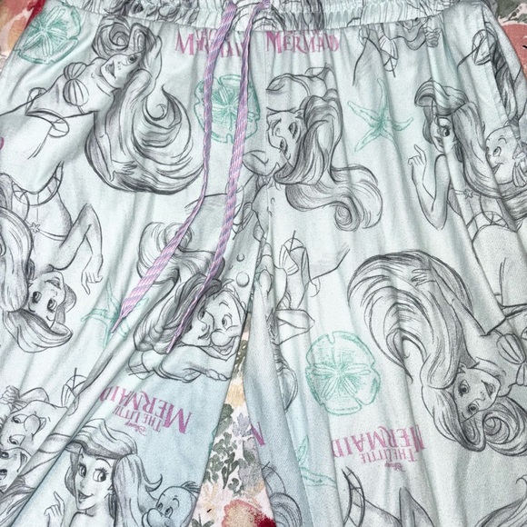 Disney The Little Mermaid Women's Sleep Pants large 12/14 blue sleeping - Picture 7 of 7